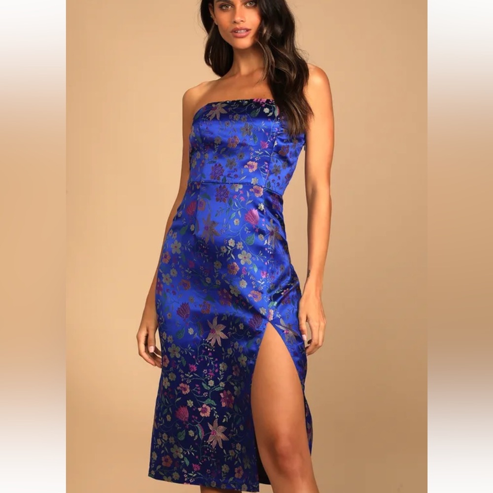 Lulu’s Make a Move Blue Satin Floral Jacquard Strapless Midi Dress